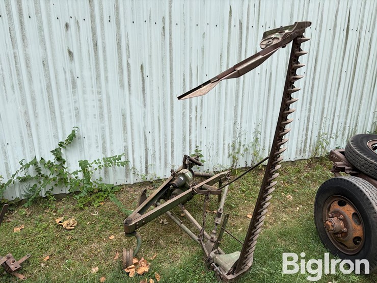 john-deere-no.8-image-1