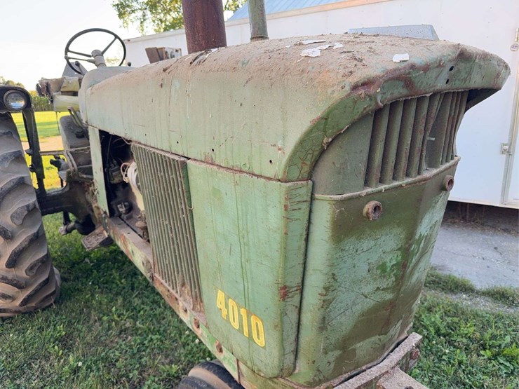 john-deere-4010-image-13