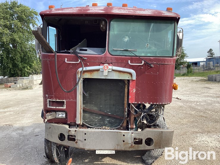 1985-kenworth-k100e-image-20