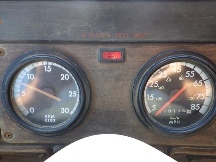 1995-freightliner-flb-t/a-truck-tractor-image-42