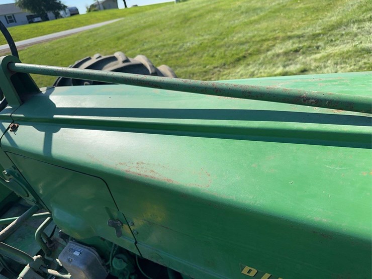 john-deere-70-image-40
