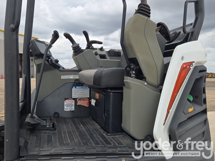 2022-bobcat-e35i-image-47
