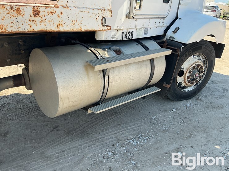 1990-kenworth-t400-image-12