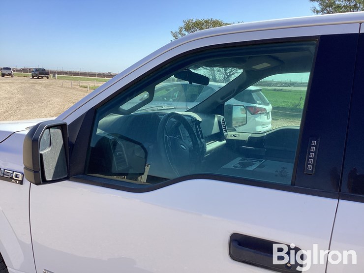 2017-ford-f150-xlt-image-14
