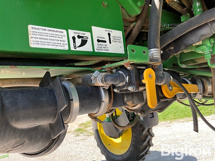 2011-john-deere-4830-image-15