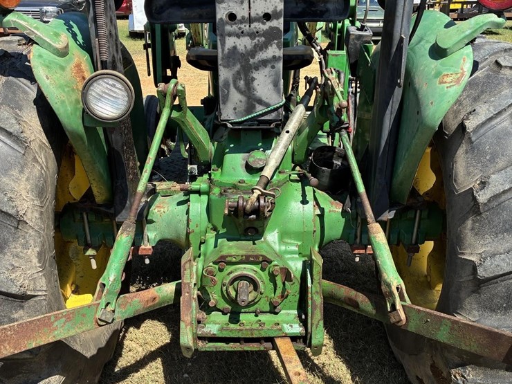 1983-john-deere-2150-image-6