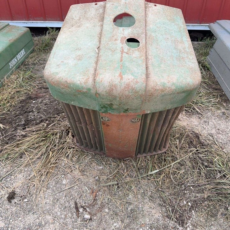 JOHN DEERE 720