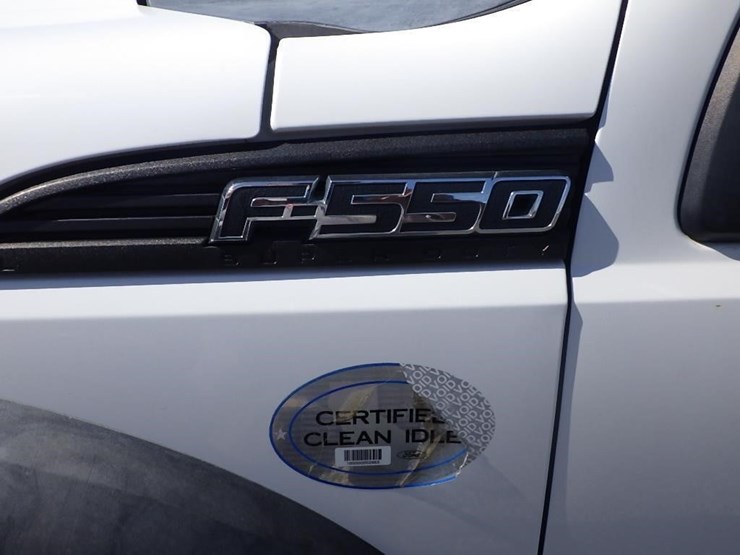 2011-ford-f550-image-11