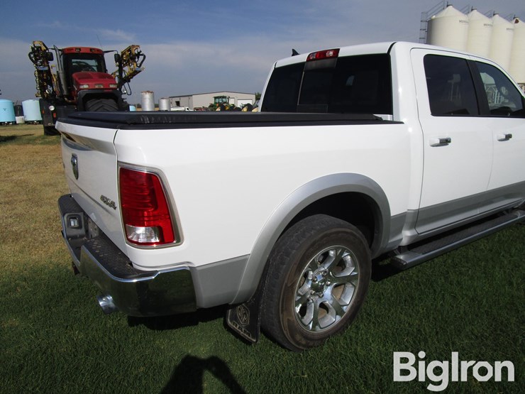 2014-ram-1500-laramie-image-13