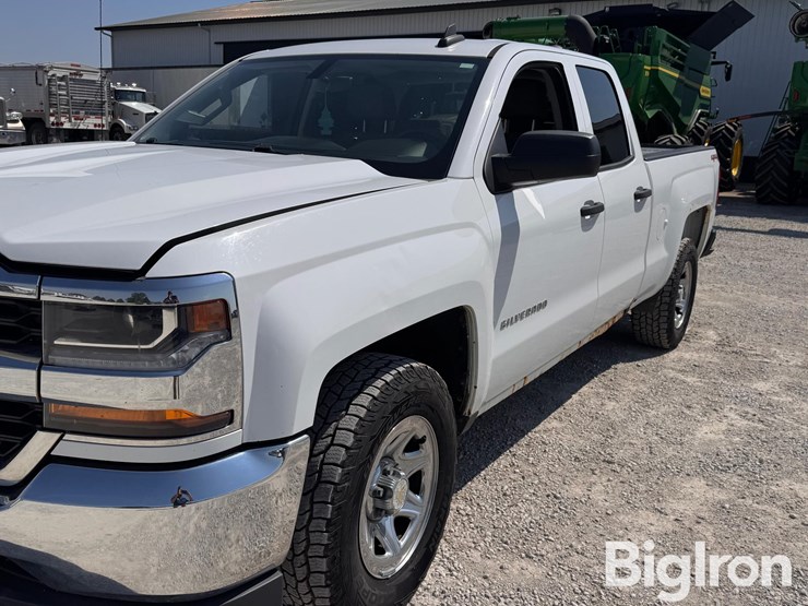 2017-chevrolet-silverado-1500-image-9