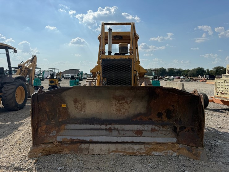 caterpillar-d6m-image-2