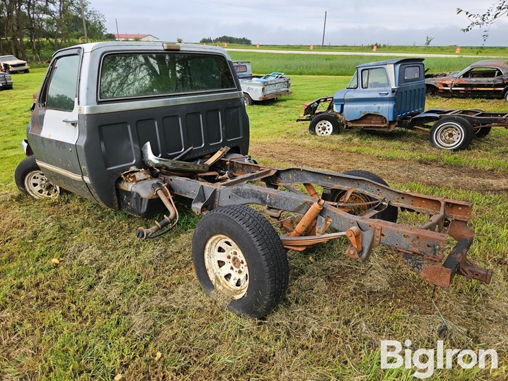 1986-chevrolet-c10-image-7