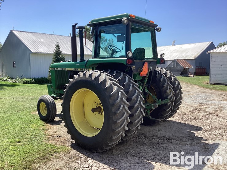 1982-john-deere-4440-image-7