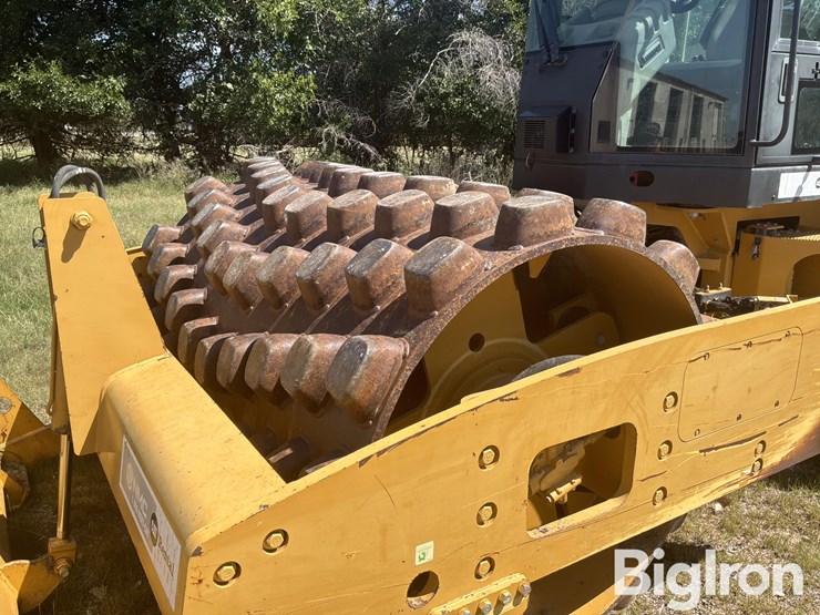 2009-caterpillar-cp56-image-13