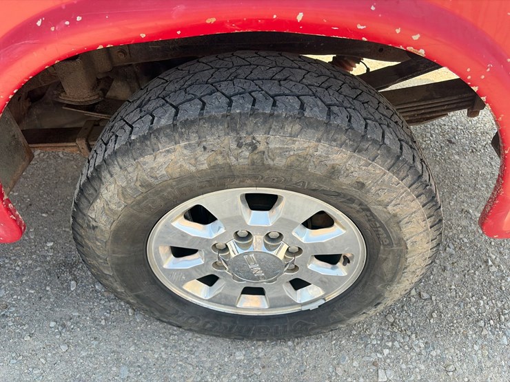2013-gmc-sierra-3500-image-23