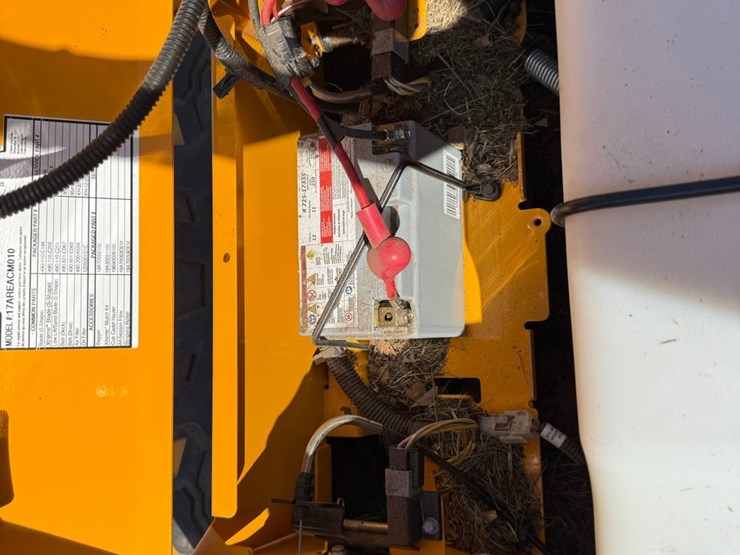 #11-•-cub-cadet-zt1-zero-turn-mower-1a03rh50167-inv#4518-image-26