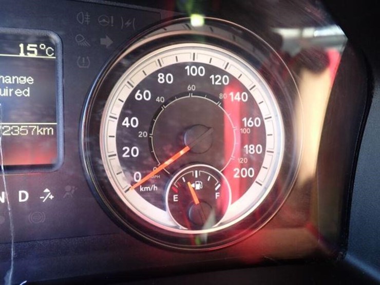 2019-dodge-1500-image-15