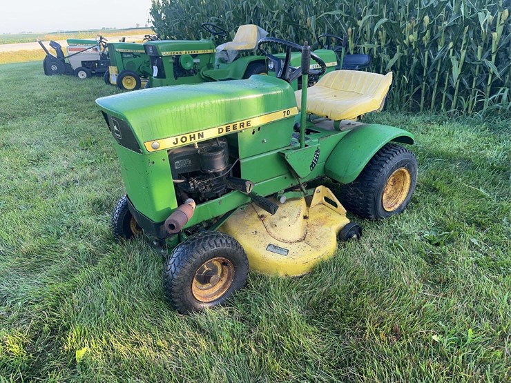 john-deere-70-image-1