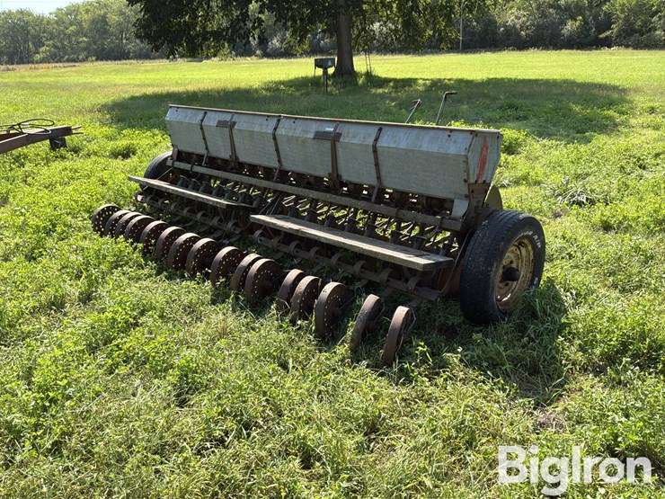 john-deere-11-image-5