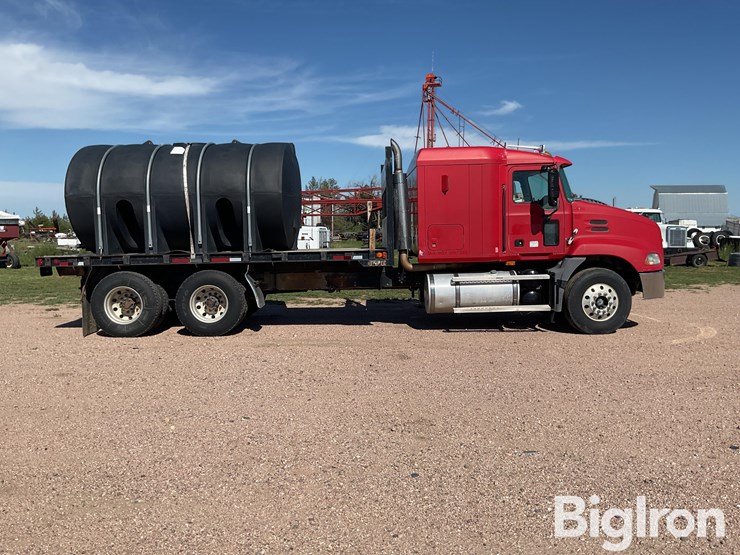 2005-mack-vision-cxn613-image-8