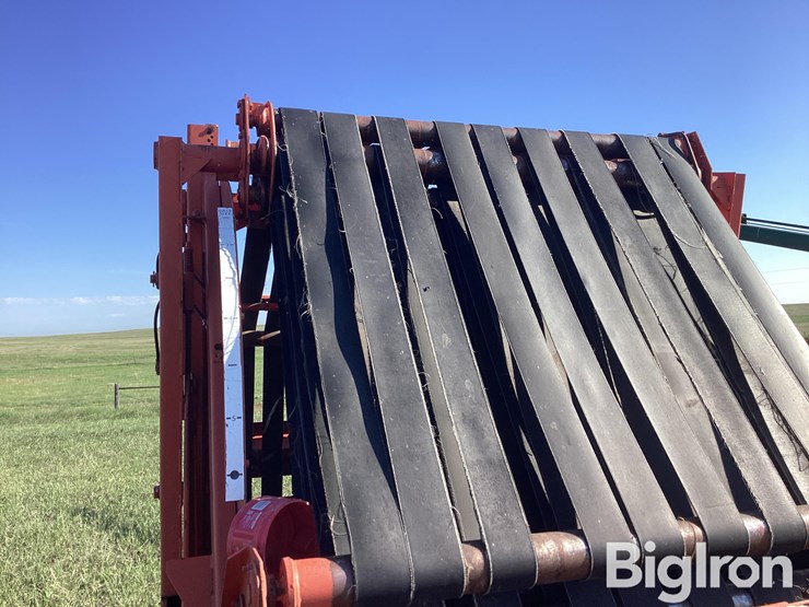 hesston-5800-image-13