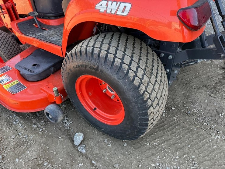 2014-kubota-bx2370-image-19