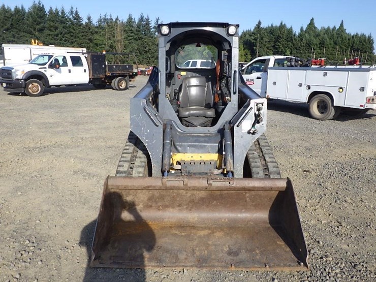 deere-325g-image-8