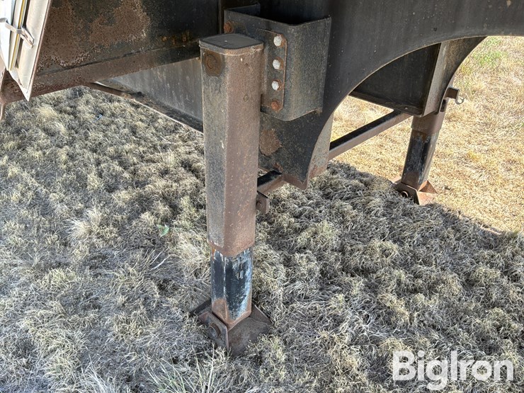 2010-behnke-sprayer-image-19