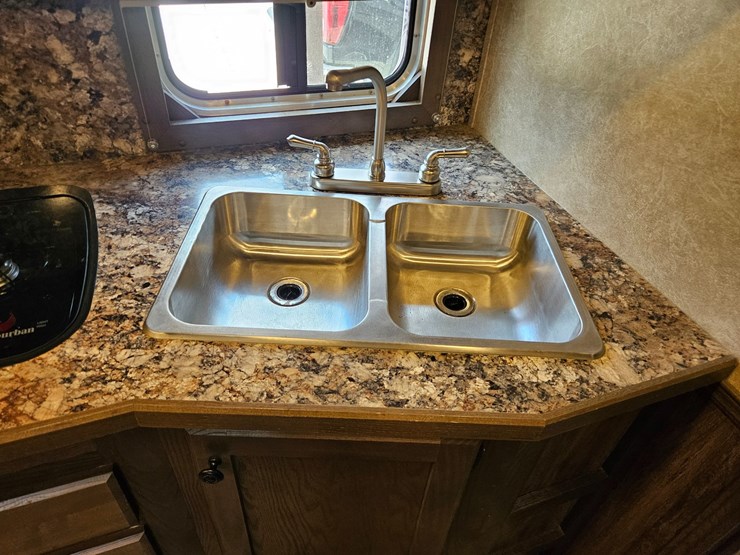 #21371-•-2021-lakota-charger-trailer-image-45