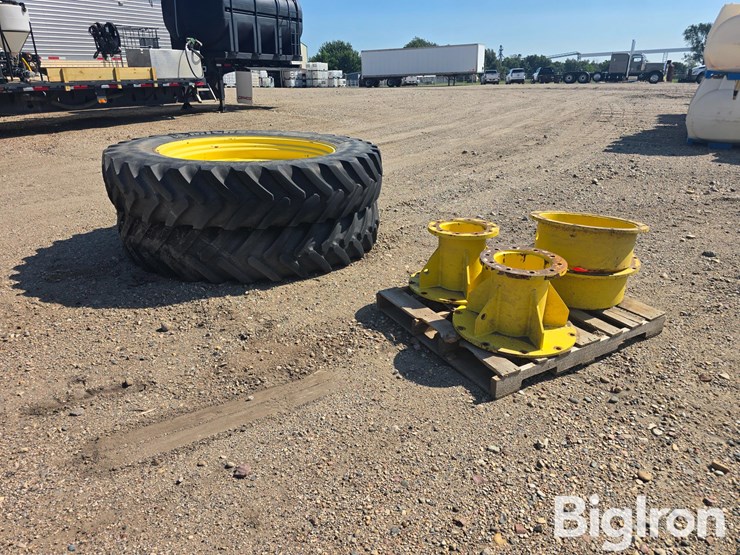 john-deere-420-image-3