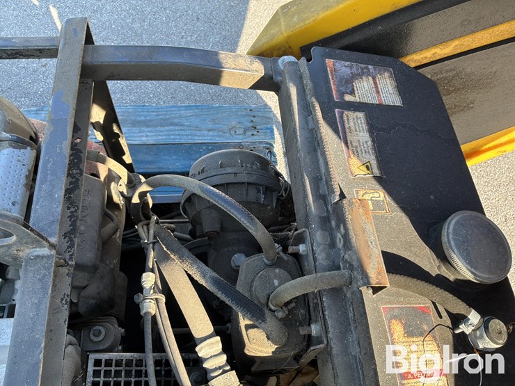 2021-massey-ferguson-730-image-13