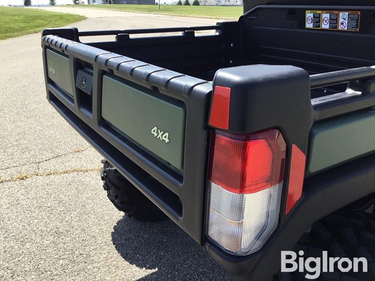 2025-john-deere-gator-image-20