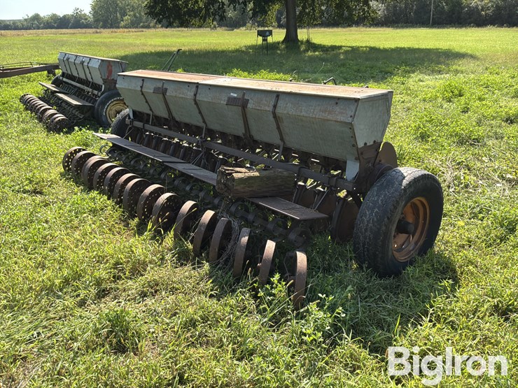 john-deere-11-image-5