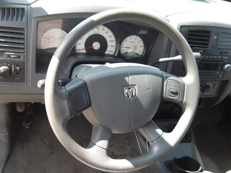 2002-dodge-dakota-image-18