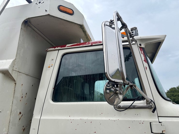 1994-ford-l8000-image-27
