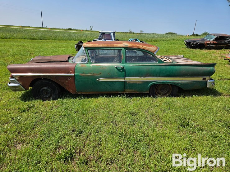 1958-ford-300-image-8