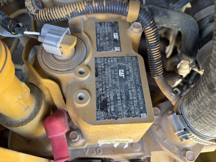 2020-caterpillar-289d3-image-42