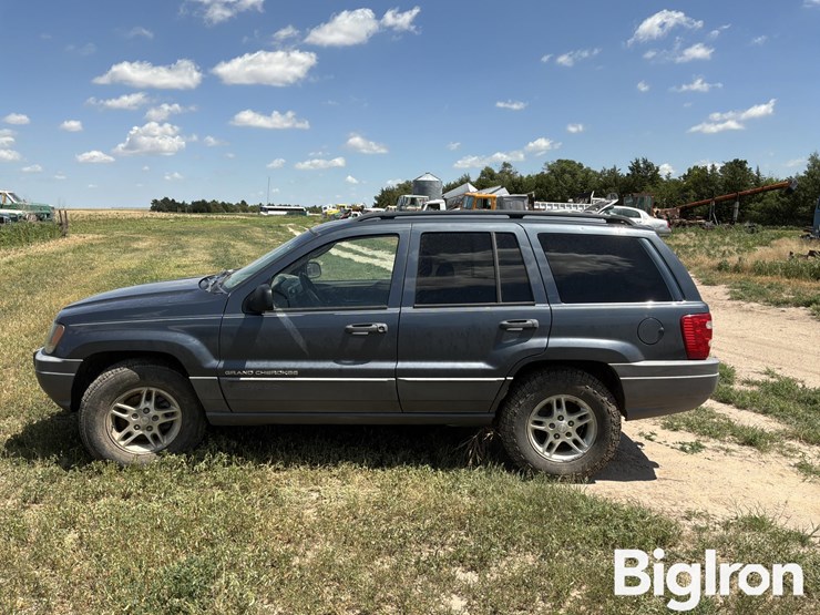 2002-jeep-grand-cherokee-laredo-image-8