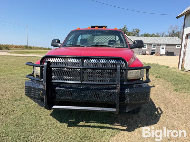 2001-dodge-ram-3500-image-2