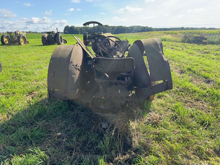 john-deere-620-image-5