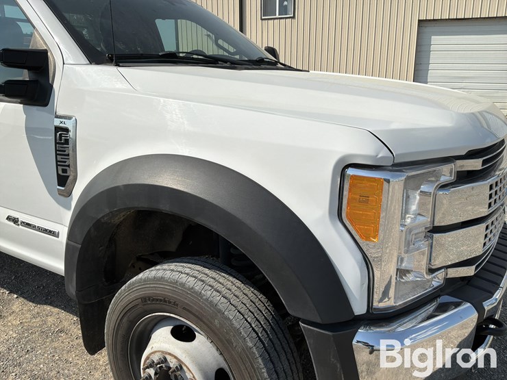 2017-ford-f550-xl-image-19