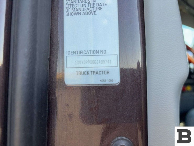 2016-kenworth-t680-image-67