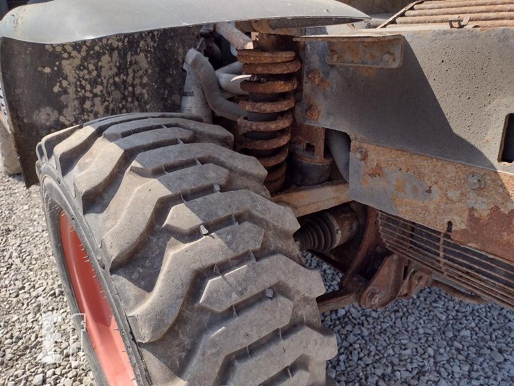 2021-bobcat-toolcat-5600-image-18
