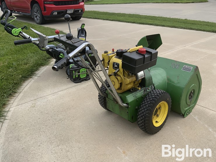 john-deere-726-image-5