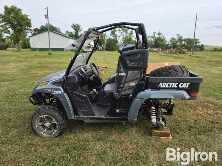 2013-arctic-cat-700-prowler-image-8