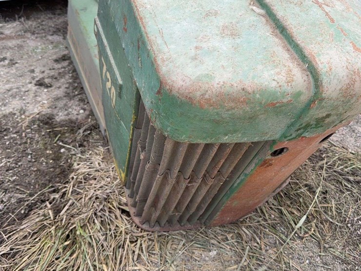 john-deere-720-image-2