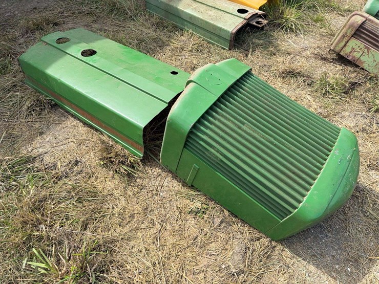 john-deere-r-image-2