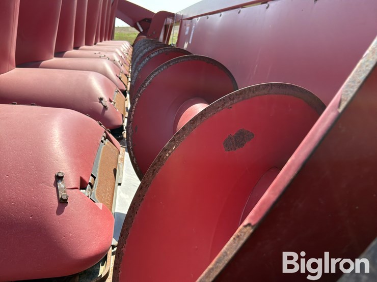 2012-case-ih-3412-image-13