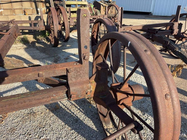 john-deere-running-gear-image-10