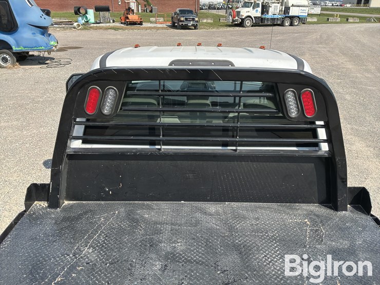 2017-ford-f550-xl-image-12